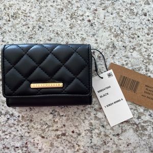 Steve Madden | BBrett Compact Quilted Wallet (BLACK)